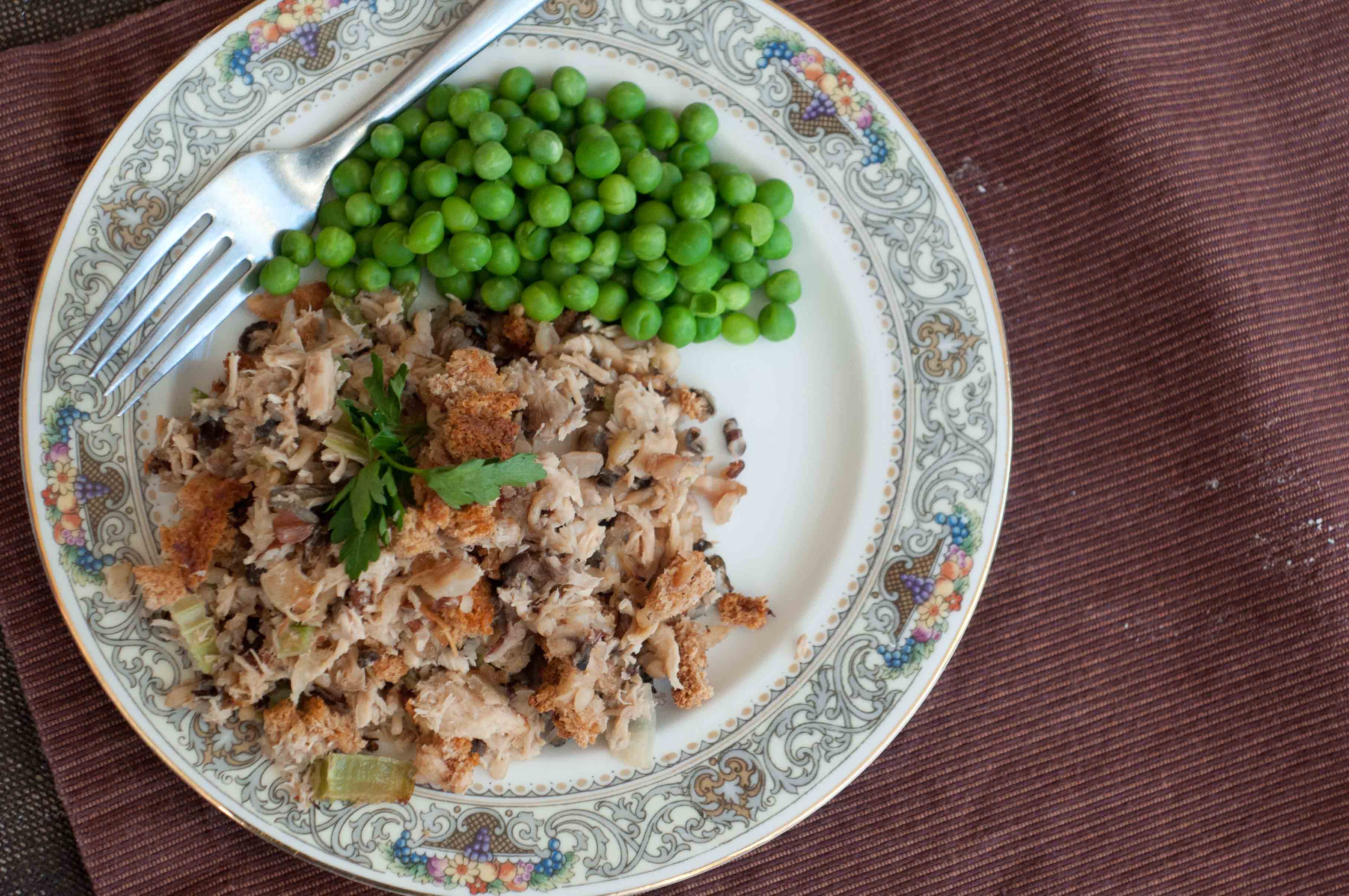 https://www.foodsofourlives.com/wp-content/uploads/2011/04/Wild-Rice-and-Chicken-Casserole-3.jpg